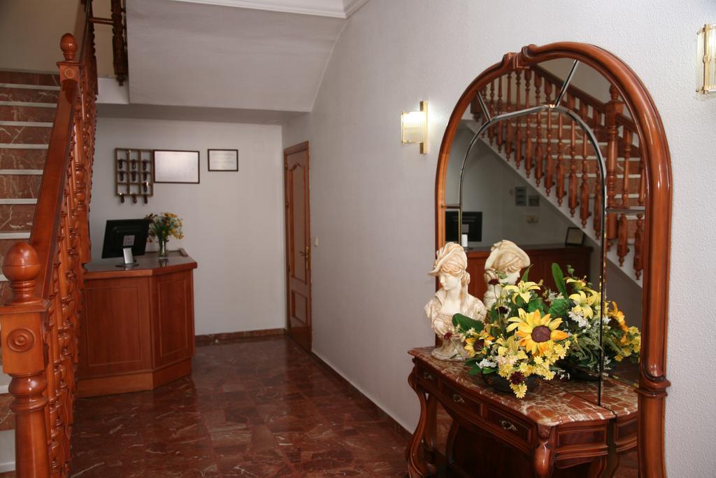 Hostal Santa Barbara Socuéllamos 외부 사진