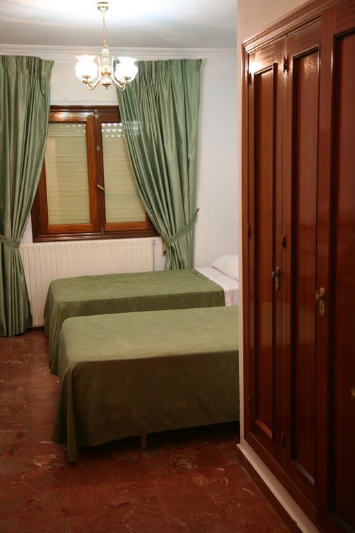Hostal Santa Barbara Socuéllamos 외부 사진